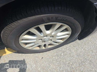 2009 Toyota Sienna XLE Limited Minivan 8-Passenger 119.3" WB - miniatura 34