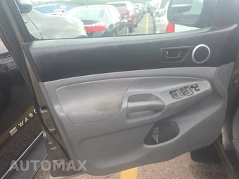 2009 Toyota Tacoma Crew Cab Medium Bed - miniatura 9