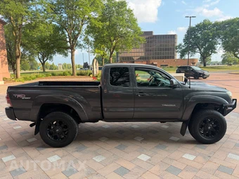 2009 Toyota Tacoma Extended Cab Medium Bed w/Rear Doors - miniatura 2