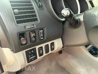 2009 Toyota Tacoma Extended Cab Medium Bed w/Rear Doors - miniatura 71