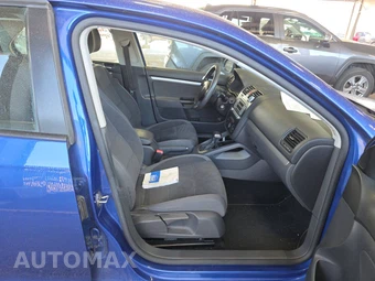 2009 Volkswagen Jetta Sedan S – miniatura 8