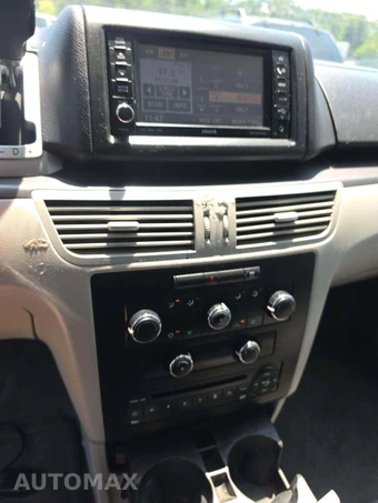 2009 Volkswagen Routan SE w/Rear Seat Entertainment 121.2" WB - miniatura 20