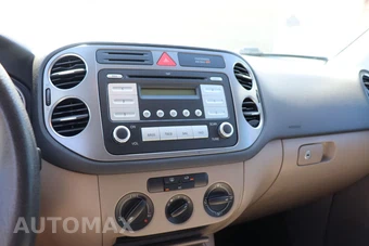 2009 Volkswagen Tiguan S – miniatura 11