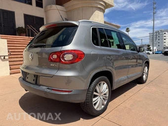 2009 Volkswagen Tiguan S - miniatura 7