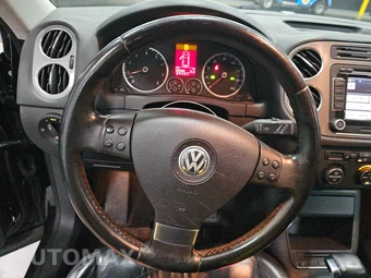 2009 Volkswagen Tiguan SE w/Leather – miniatura 10