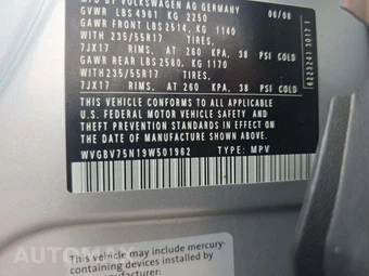 2009 Volkswagen Tiguan SE – miniatura 2