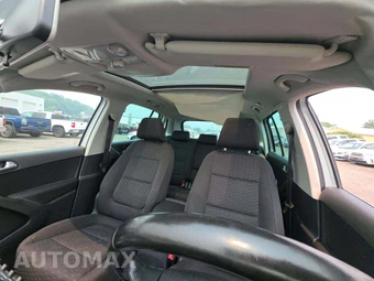 2009 Volkswagen Tiguan SE – miniatura 8