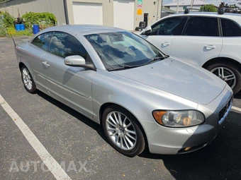 2009 Volvo C70 T5 - miniatura 4