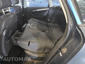 2010 Audi A3 2.0T Premium Plus - miniatura 13
