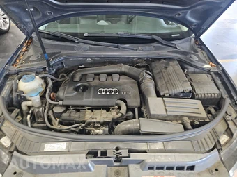 2010 Audi A3 2.0T Premium Plus - miniatura 15