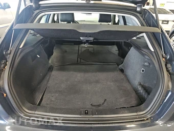 2010 Audi A3 2.0T Premium Plus - miniatura 16