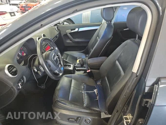 2010 Audi A3 2.0T Premium Plus - miniatura 7