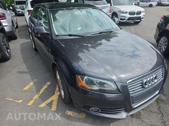 2010 Audi A3 2.0T Premium Plus – miniatura 3