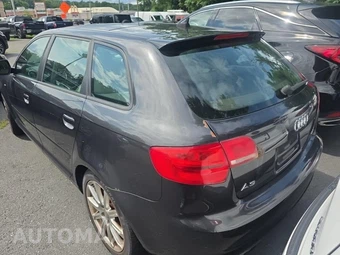 2010 Audi A3 2.0T Premium Plus – miniatura 6