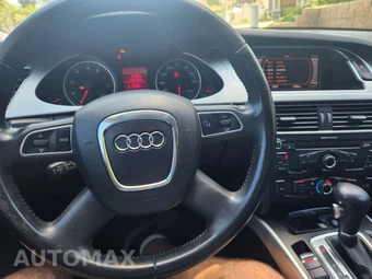 2010 Audi A4 2.0T Premium Sedan – miniatura 18