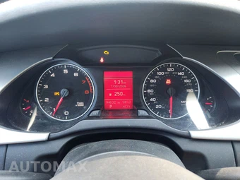 2010 Audi A4 2.0T Premium Sedan – miniatura 20