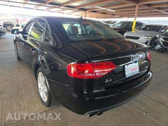 2010 Audi A4 2.0T Premium Sedan - miniatura 2