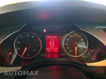 2010 Audi A4 2.0T Premium Sedan - miniatura 9