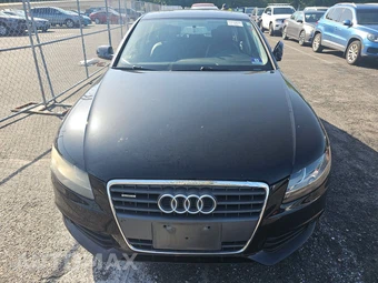 2010 Audi A4 2.0T Premium Sedan – miniatura 2