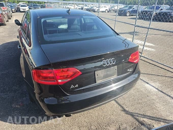 2010 Audi A4 2.0T Premium Sedan – miniatura 5