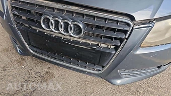2010 Audi A5 Cabriolet Premium Convertible – miniatura 3