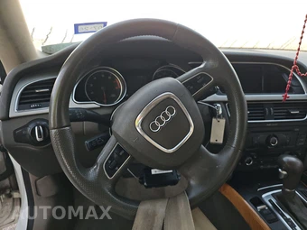 2010 Audi A5 Coupe 2.0T – miniatura 10
