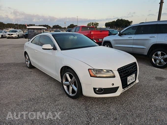 2010 Audi A5 Coupe 2.0T – miniatura 3