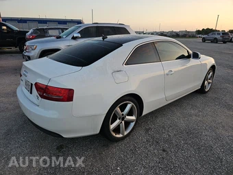 2010 Audi A5 Coupe 2.0T – miniatura 4