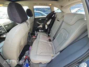 2010 Audi Q5 3.2 Premium – miniatura 13