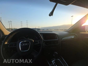 2010 Audi Q5 Premium Plus – miniatura 11