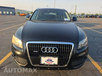 2010 Audi Q5 Premium Plus – miniatura 2