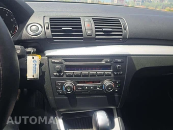 2010 BMW 1 Series Coupe 135i - miniatura 10