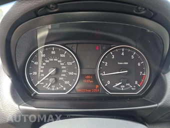 2010 BMW 1 Series Coupe 135i - miniatura 9