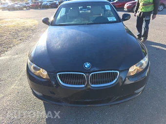 2010 BMW 3 Series Convertible 328i - miniatura 2