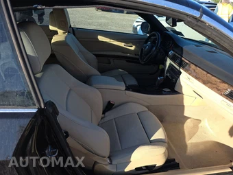 2010 BMW 3 Series Convertible 328i - miniatura 8