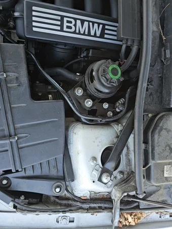 2010 BMW 3 Series Coupe 328i – miniatura 26
