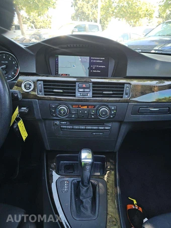 2010 BMW 3 Series Coupe 328i – miniatura 7