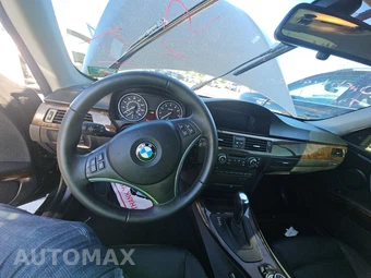 2010 BMW 3 Series Coupe 328i xDrive - miniatura 11