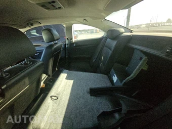 2010 BMW 3 Series Coupe 328i xDrive - miniatura 13