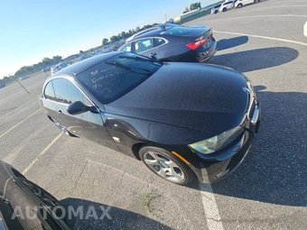 2010 BMW 3 Series Coupe 328i xDrive - miniatura 3