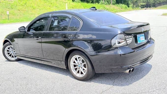 2010 BMW 3 Series Sedan 328i - miniatura 17