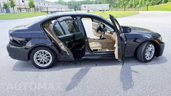 2010 BMW 3 Series Sedan 328i - miniatura 4