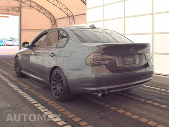 2010 BMW 3 Series Sedan 328i – miniatura 6