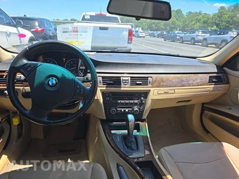 2010 BMW 3 Series Sedan 328i – miniatura 11