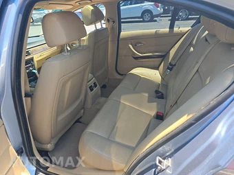 2010 BMW 3 Series Sedan 328i – miniatura 13