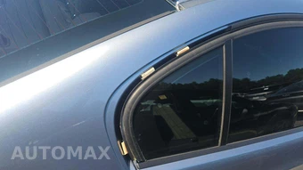 2010 BMW 3 Series Sedan 328i – miniatura 31
