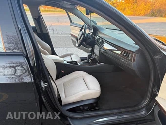 2010 BMW 3 Series Sedan 328i xDrive - miniatura 11