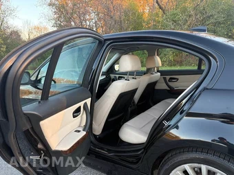 2010 BMW 3 Series Sedan 328i xDrive - miniatura 13