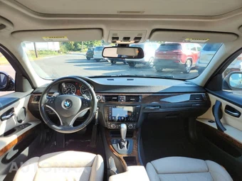 2010 BMW 3 Series Sedan 328i xDrive - miniatura 8