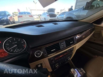 2010 BMW 3 Series Sedan 328i xDrive - miniatura 10
